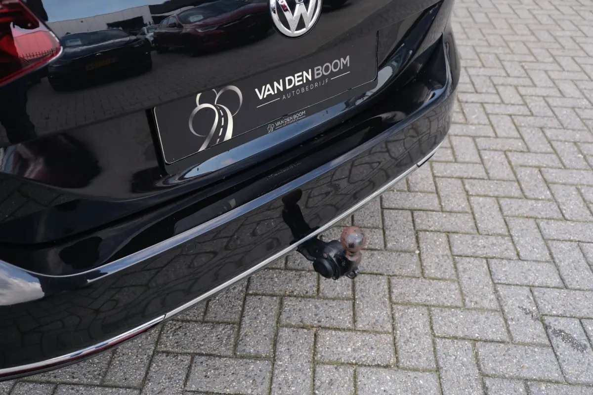 1.4 TSI PHEV GTE DSG 218 PK Pano Trek Virtual Navi Cam Acc