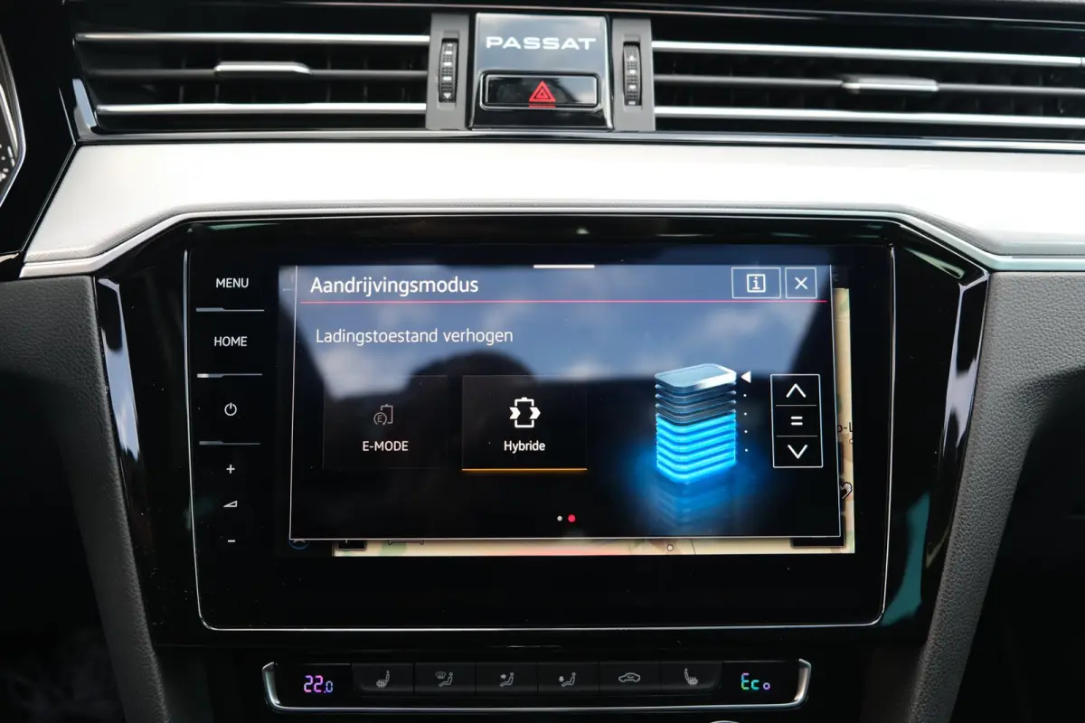 1.4 TSI PHEV GTE DSG 218 PK Pano Trek Virtual Navi Cam Acc