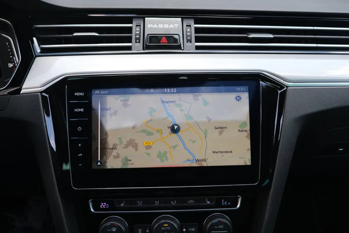 1.4 TSI PHEV GTE DSG 218 PK Pano Trek Virtual Navi Cam Acc