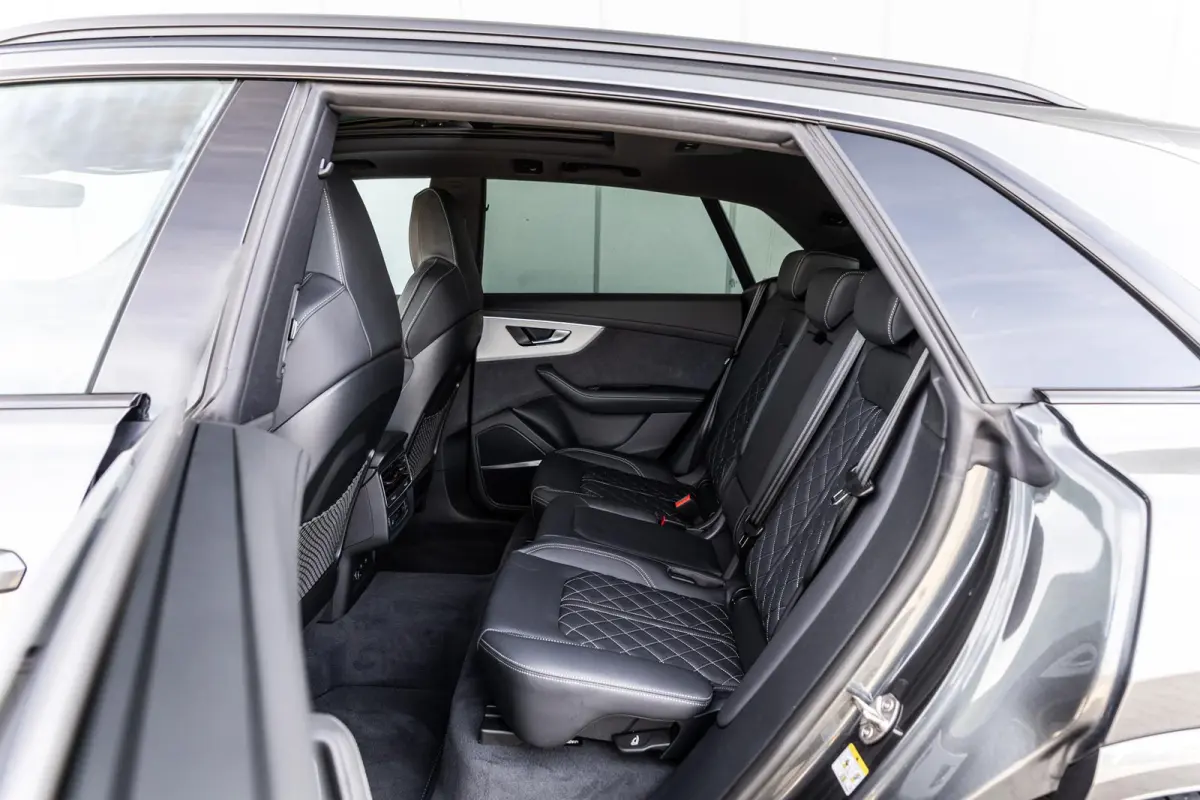 55 TFSIe 394pk quattro Pro Line S | Panoramadak | AERO Pakket | Sportstoelen Plus | 23'' velgen| Trekhaak | B&O