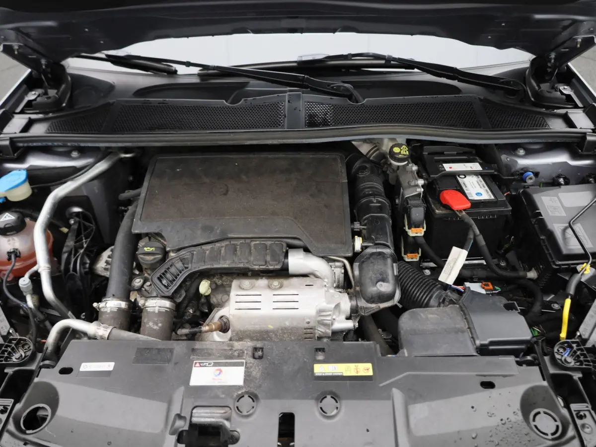 1.2 Allure Pack Business | Automaat |  Apple Carplay/Android Auto | Achteruitrijcamera  | Climate Control | Lichtmetalen Velgen |