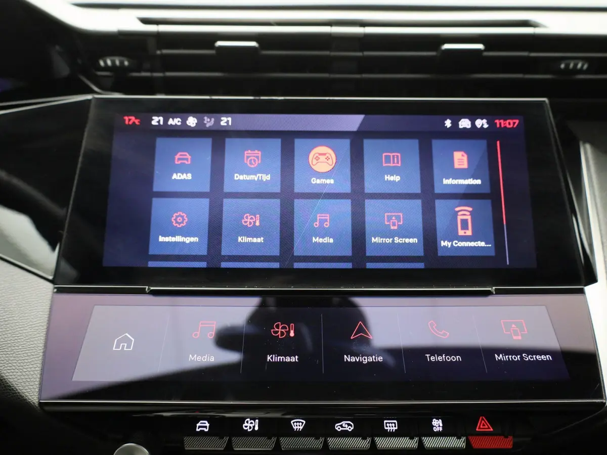 1.2 Allure Pack Business | Automaat |  Apple Carplay/Android Auto | Achteruitrijcamera  | Climate Control | Lichtmetalen Velgen |