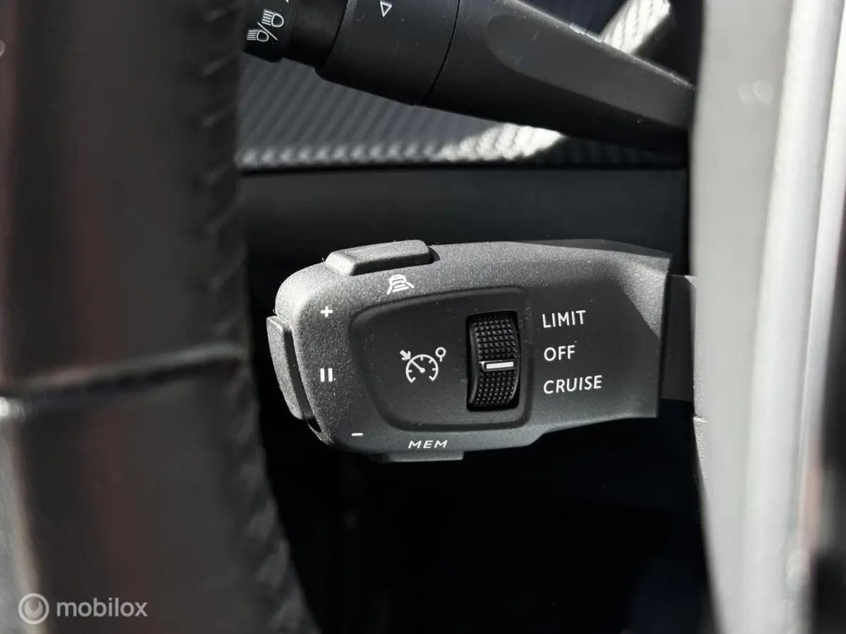 1.2 PureTech Allure 3D-Cockpit*360-Camera*Carplay