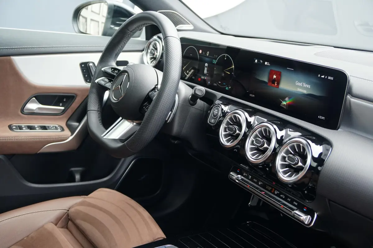 AMG Facelift *INCL. BTW* + BURMESTER / HEAD-UP / PANO / 360 CAMERA / MEMORY