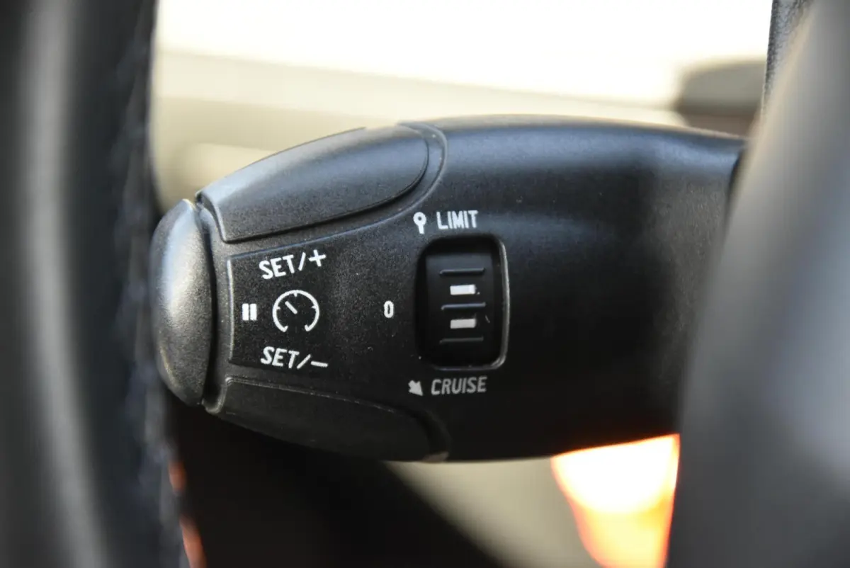 1.2 PureTech Allure Clima Airco Navi Apple Carplay