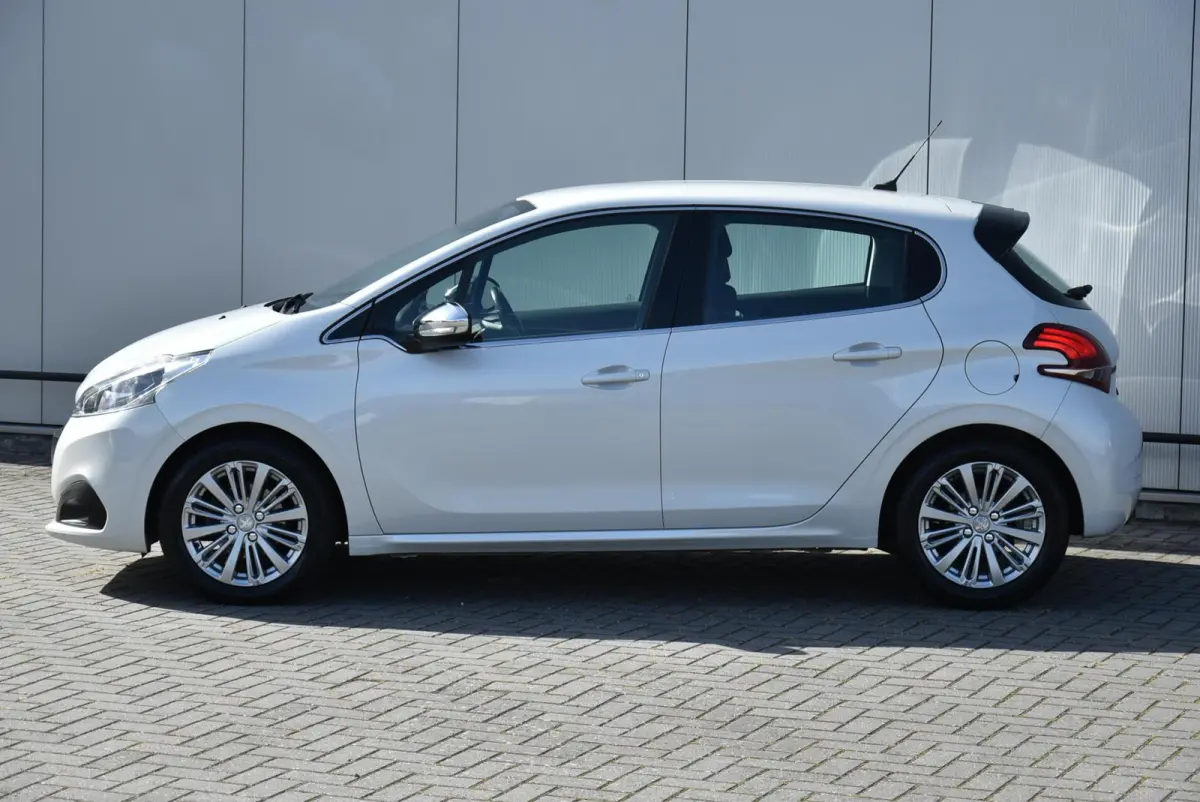 1.2 PureTech Allure Clima Airco Navi Apple Carplay