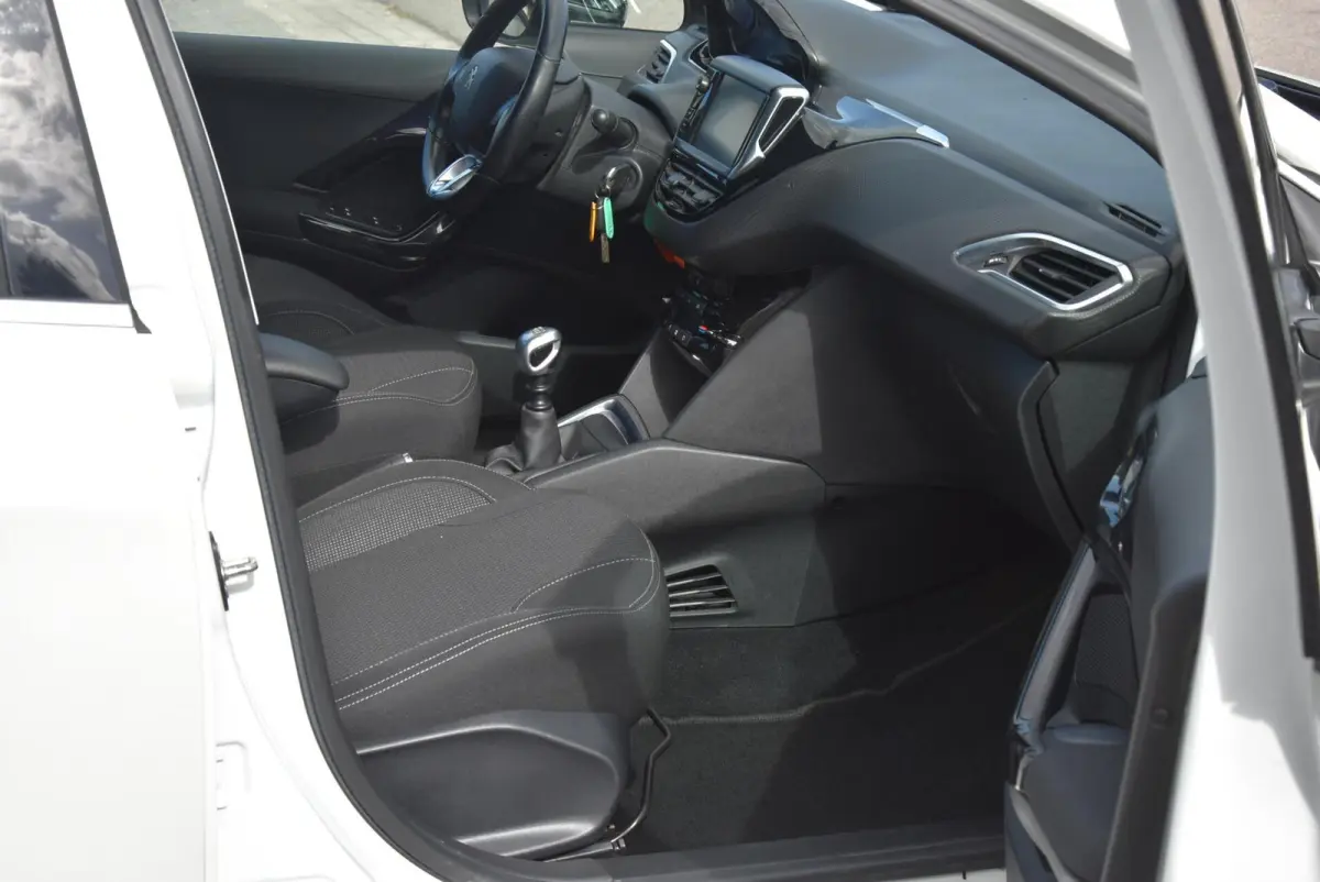 1.2 PureTech Allure Clima Airco Navi Apple Carplay