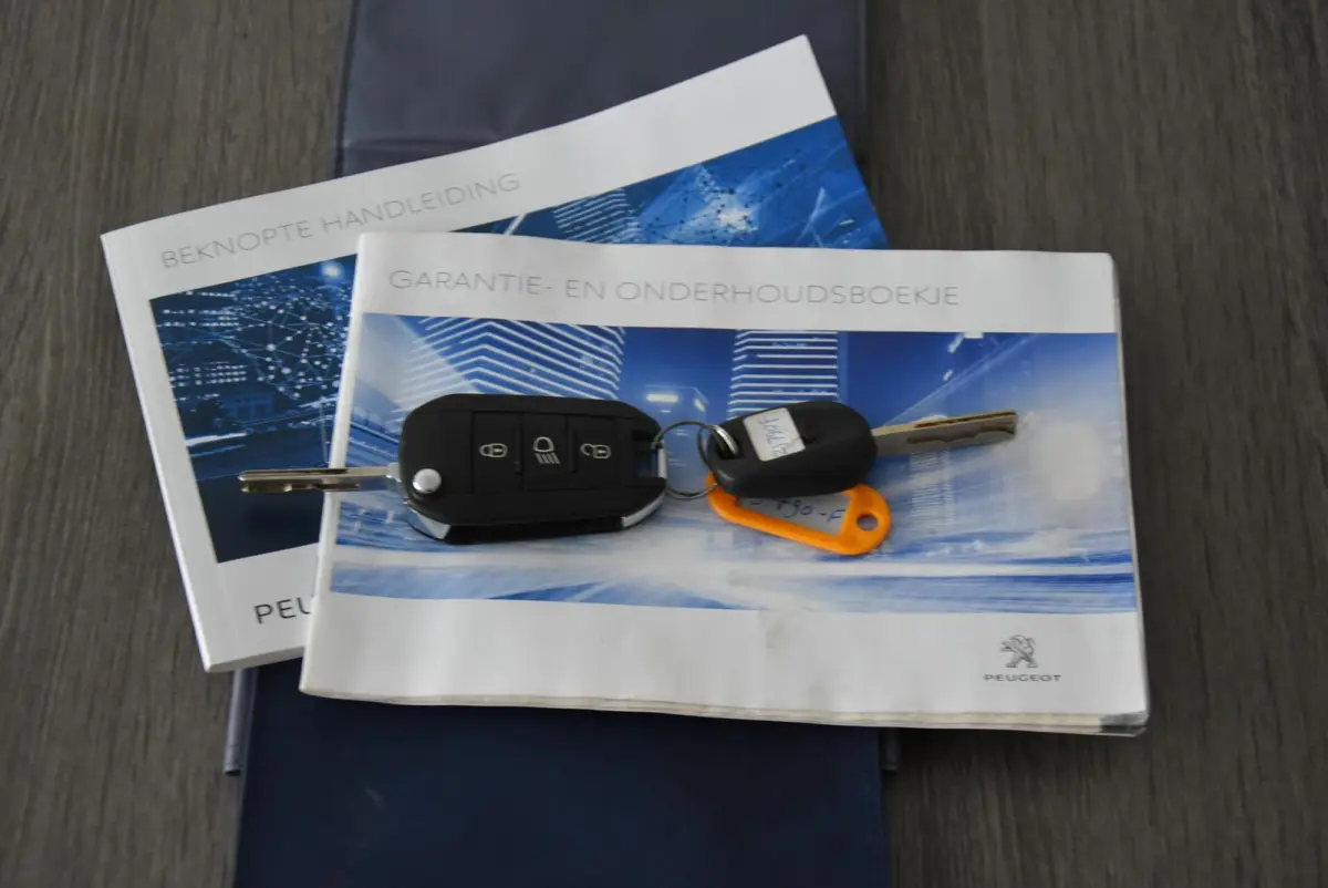 1.2 PureTech Allure Clima Airco Navi Apple Carplay