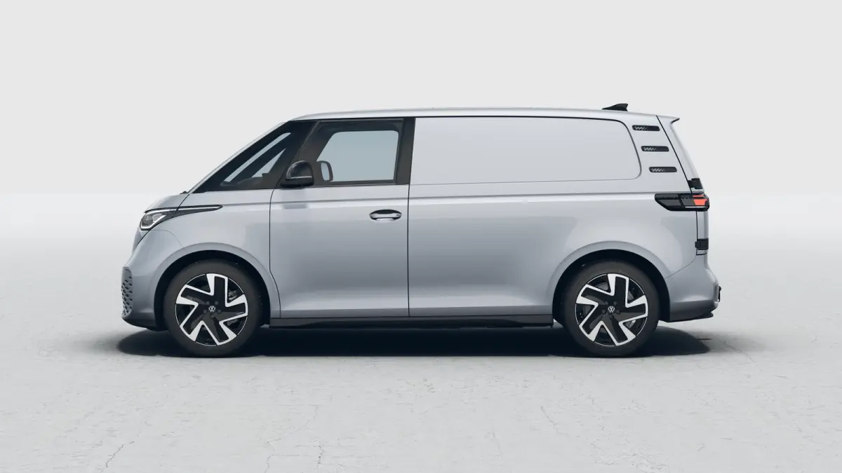 Bulli edition 79 kWh 4MOTION | €7000,- korting ! | Achteruitrijcamera | Trekhaak | Carplay | Voorstoelen verwarmd | Cruise Control adaptief | 20" Lichtmetalen Velgen | Metaalkleur | Matrix