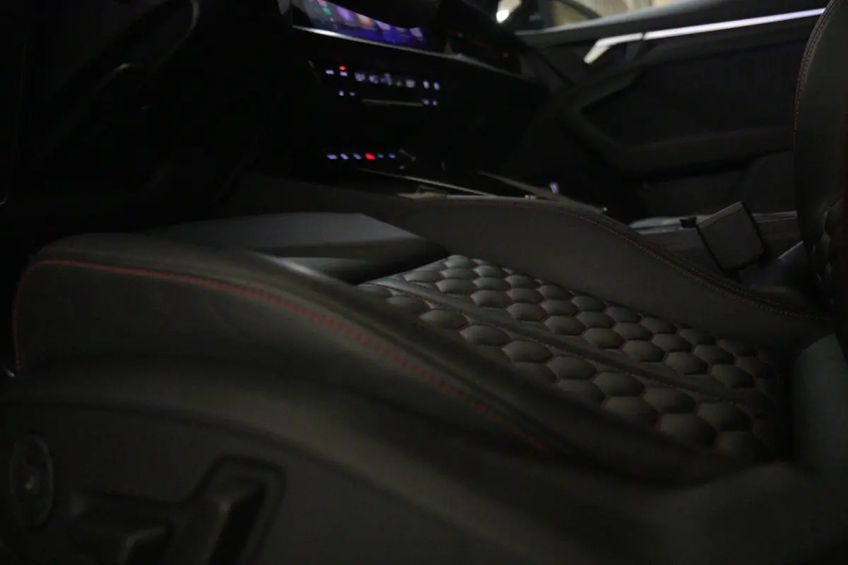 2.5 TFSI RS 3 quattro PANO/400PK/PERFORMANCE/B&O/HUD/VOL
