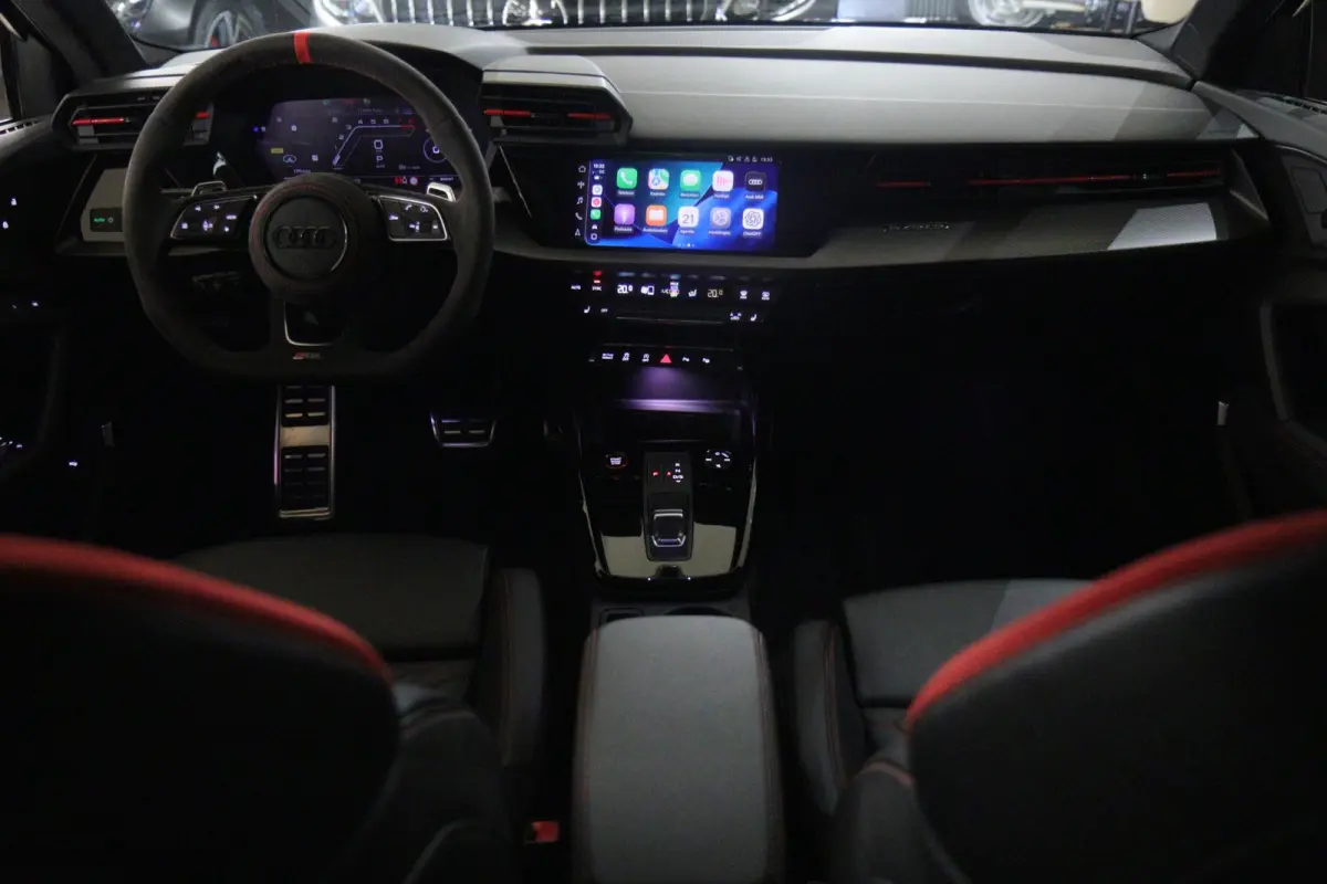 2.5 TFSI RS 3 quattro PANO/400PK/PERFORMANCE/B&O/HUD/VOL