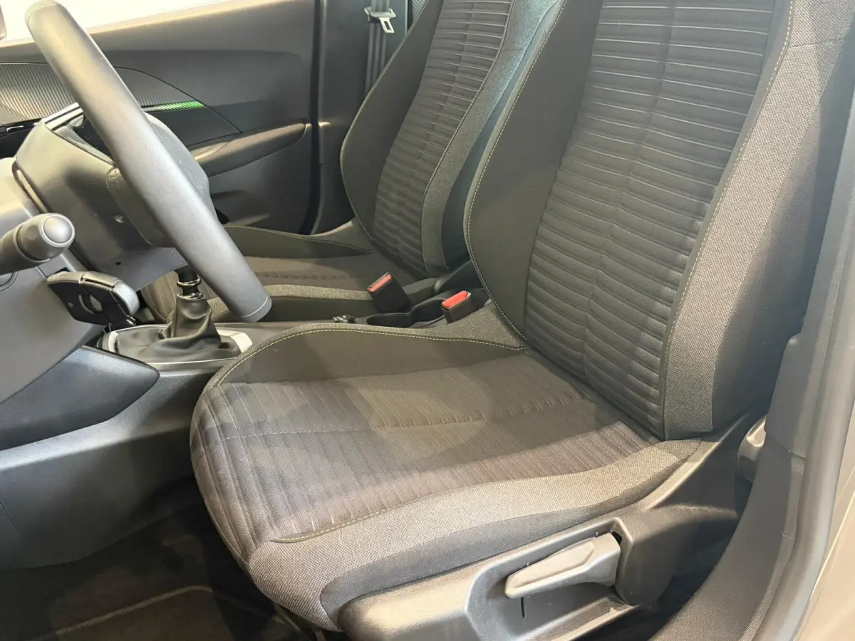 1.2 ACTIVE 101 PK | CARPLAY | ANDROID | CLIMATE CONTROL | CRUISE | NAV | 22 DKM!!!!