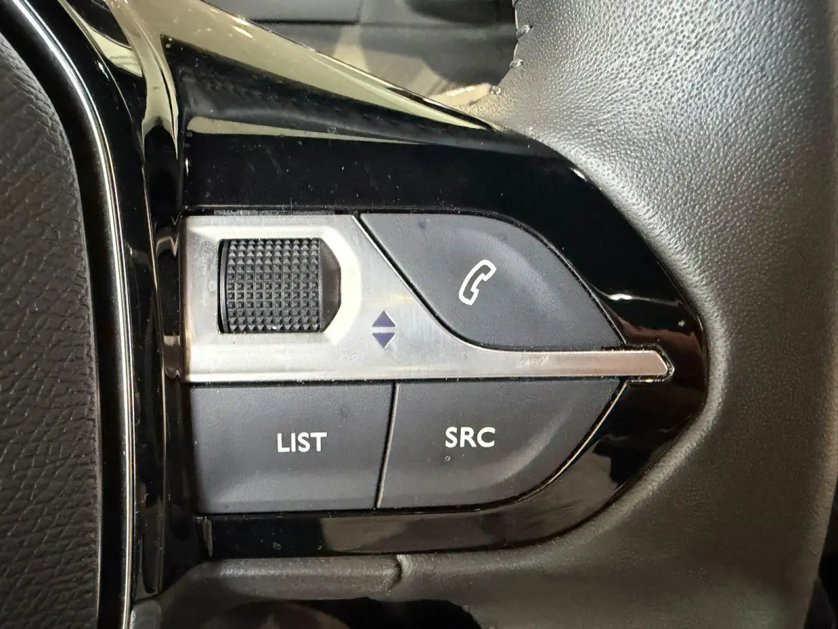 1.2 ACTIVE 101 PK | CARPLAY | ANDROID | CLIMATE CONTROL | CRUISE | NAV | 22 DKM!!!!