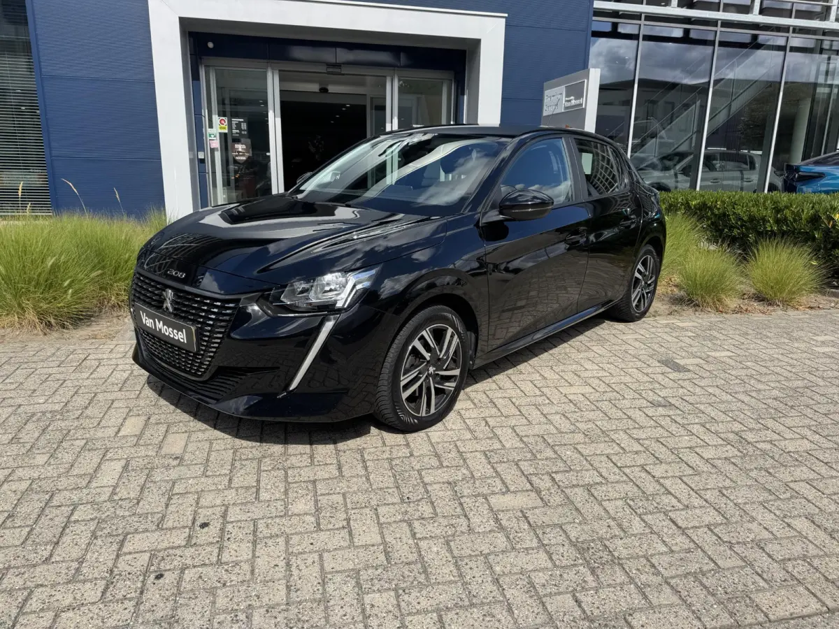 PureTech 100 Active Pack l Automaat l Navigatie