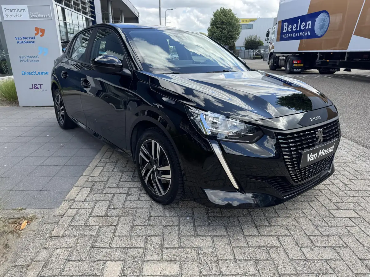 PureTech 100 Active Pack l Automaat l Navigatie