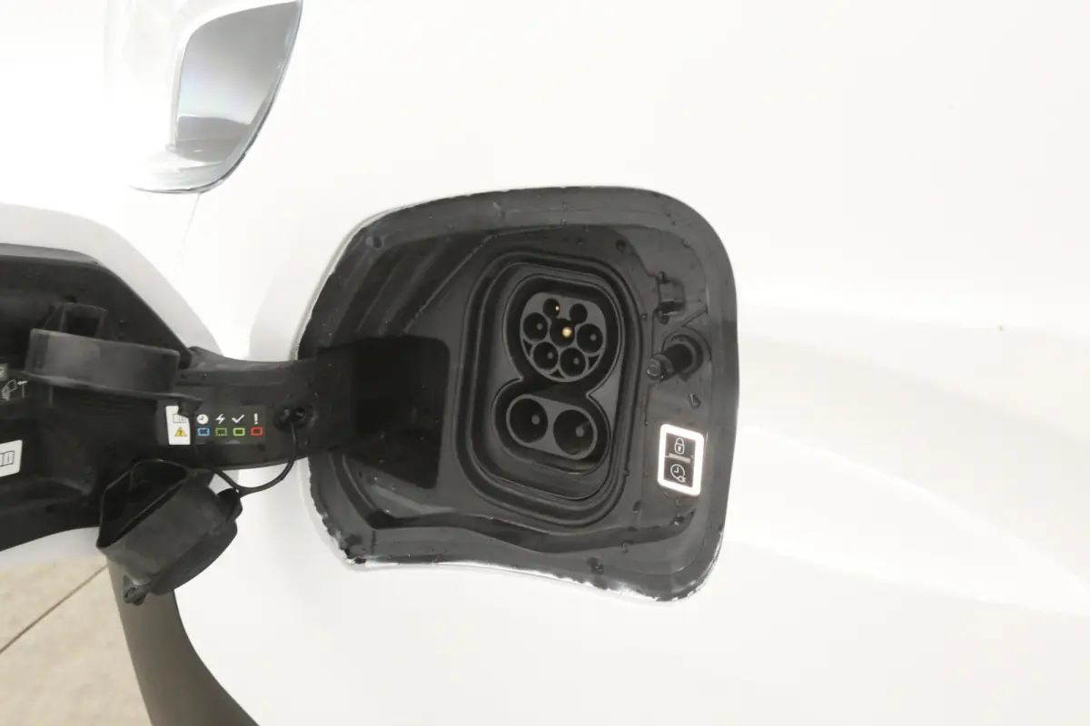Electric 75 kWh L2H1 Range | Snelladen | SOH 99% | Airco | Cruise | 3 Zits | Carplay | Parkeersens.