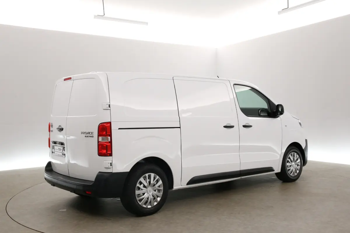 Electric 75 kWh L2H1 Range | Snelladen | SOH 99% | Airco | Cruise | 3 Zits | Carplay | Parkeersens.