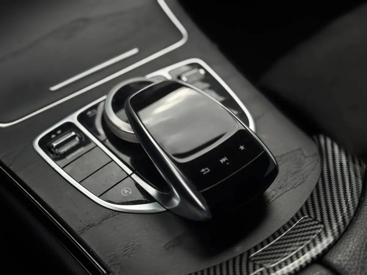 300 Prestige AMG (Goed OndH, Panorama, Burmester, Lane Assist, 360 Camera, SfeerV, StoelV, Etc)