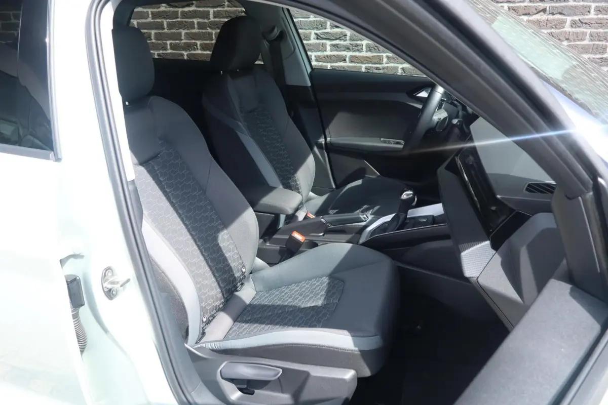 30 TFSI 116pk S-tronic Epic | Stoelverwarming | Climate Control | Full LED | Sportstoelen