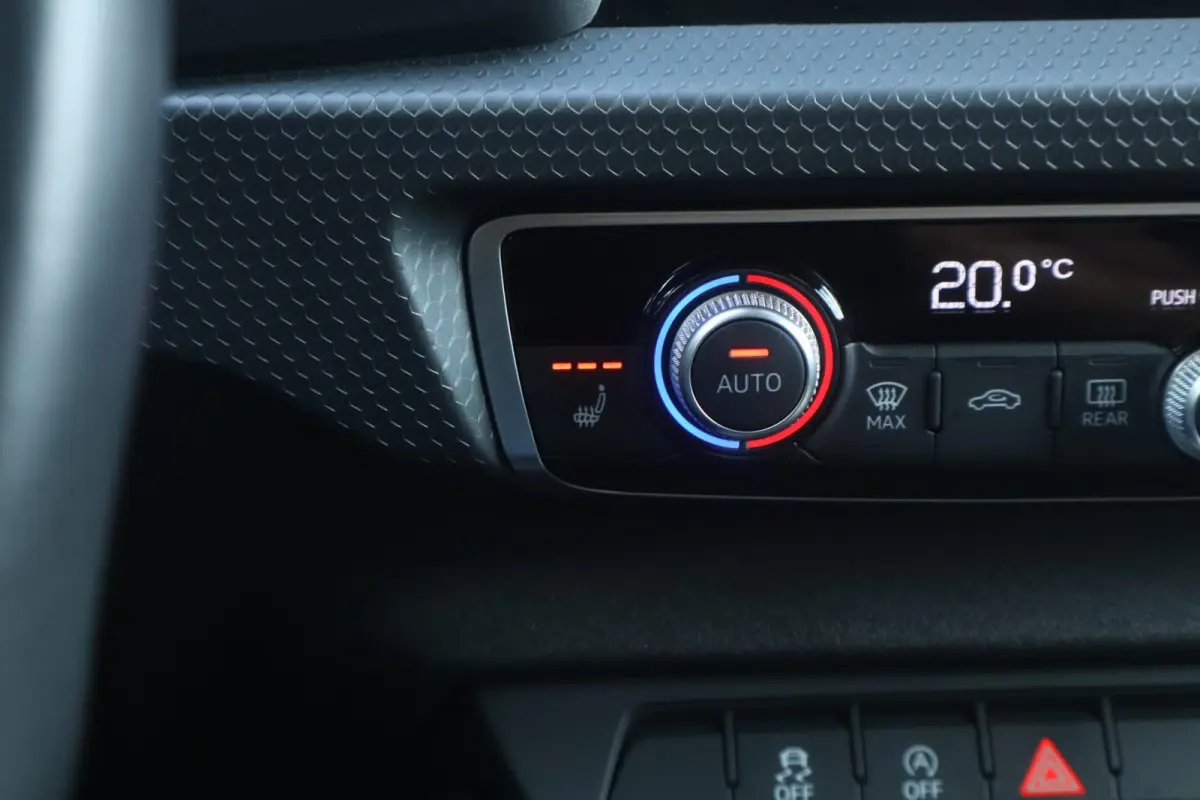 30 TFSI 116pk S-tronic Epic | Stoelverwarming | Climate Control | Full LED | Sportstoelen