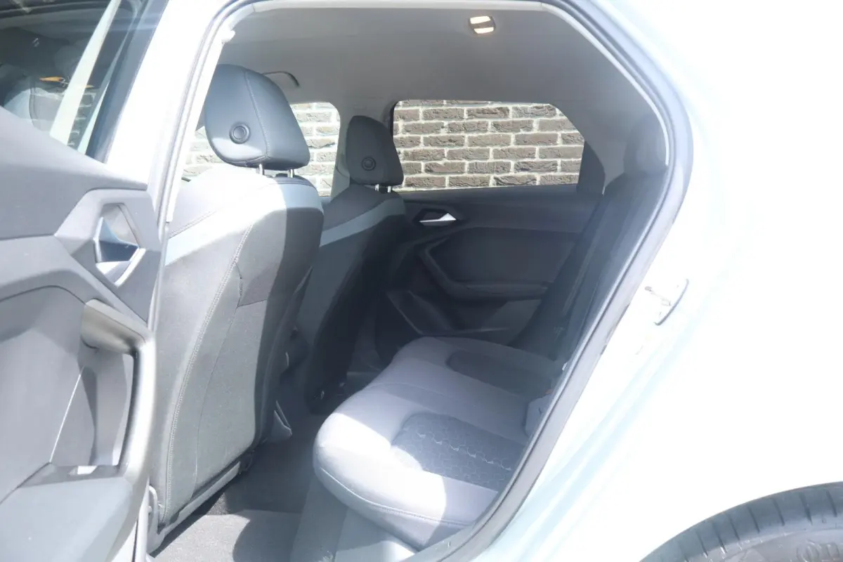 30 TFSI 116pk S-tronic Epic | Stoelverwarming | Climate Control | Full LED | Sportstoelen