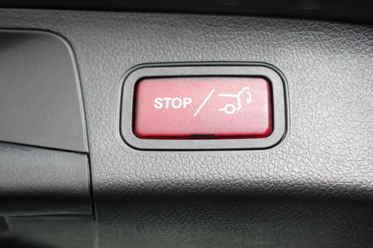 200 Progressive Automaat Navigatie Climate control Cruise Control LED Elektrische Achterklep Lichtmetalen Velgen Camera