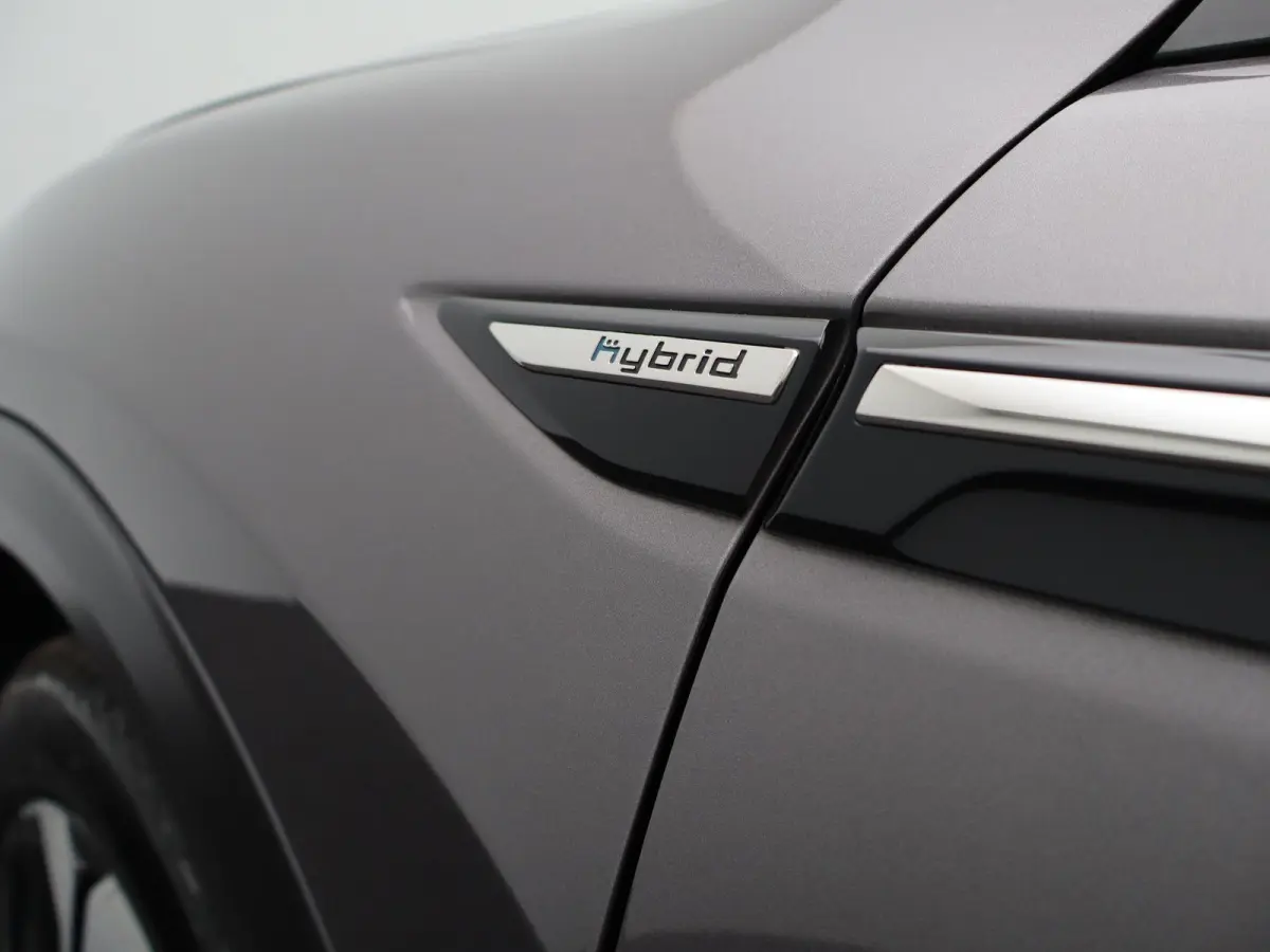 1.5 Hybrid Feel! | Parkeercamera | Climate Control |
