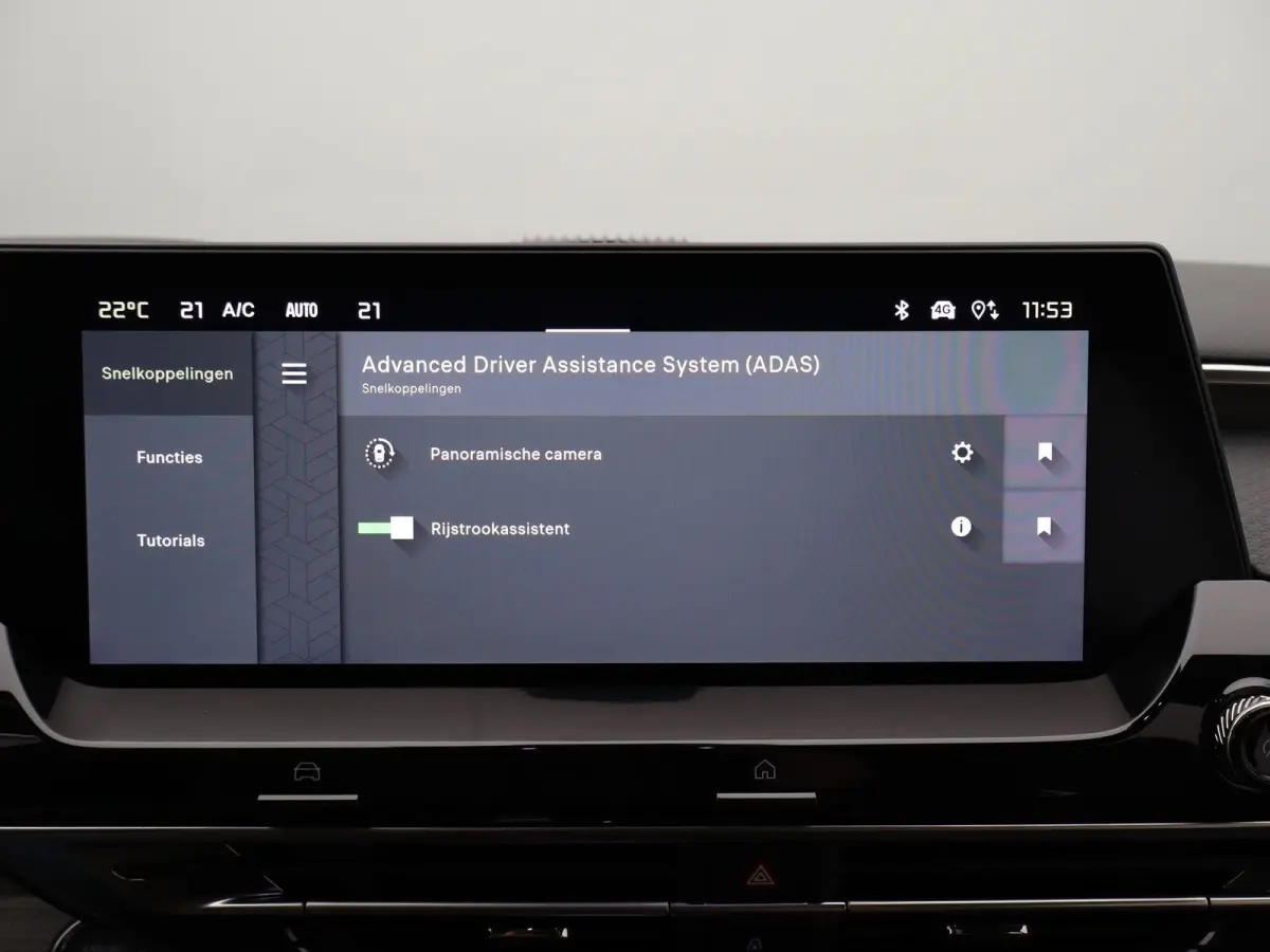 1.5 Hybrid Feel! | Parkeercamera | Climate Control |