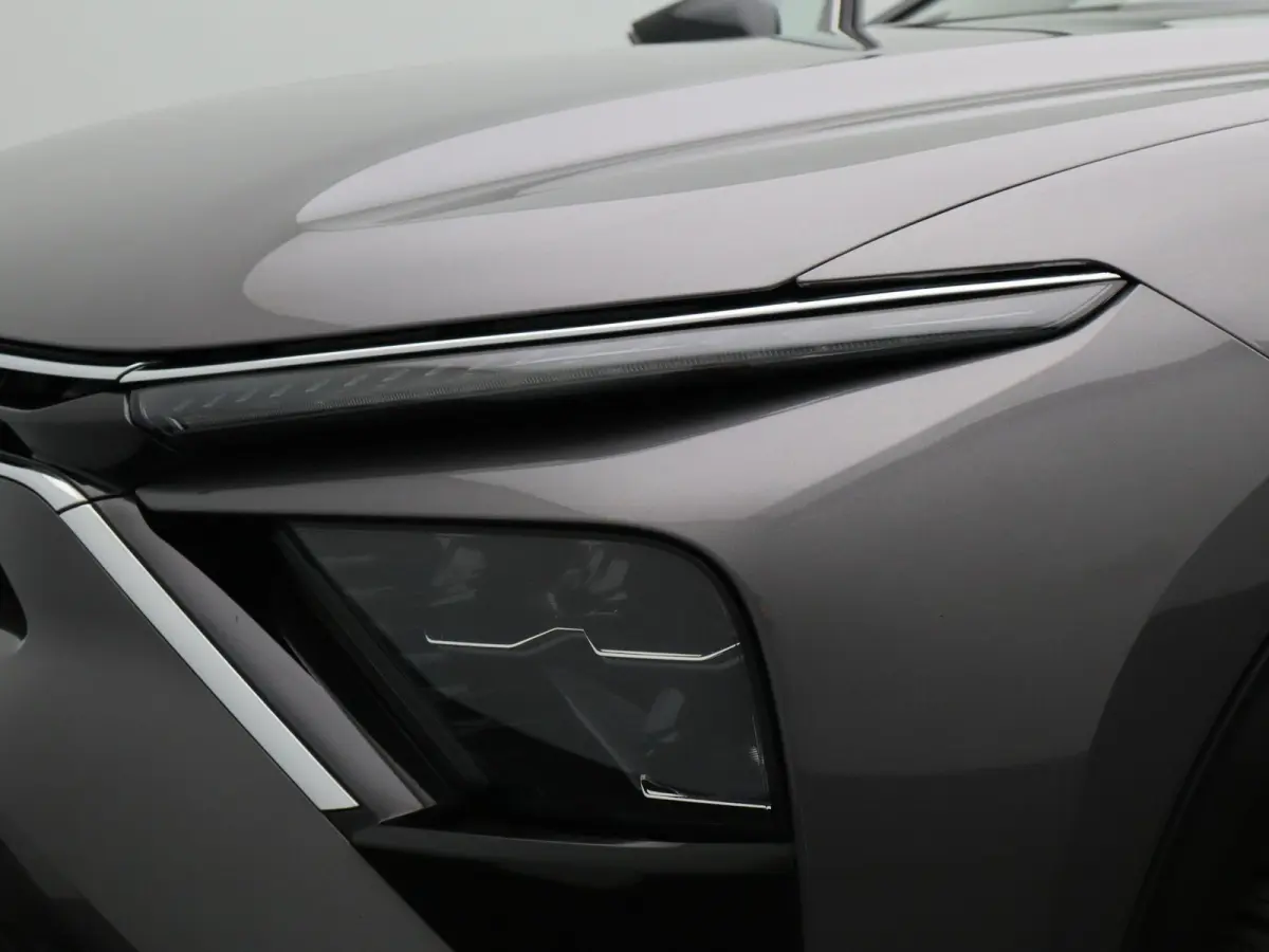 1.5 Hybrid Feel! | Parkeercamera | Climate Control |