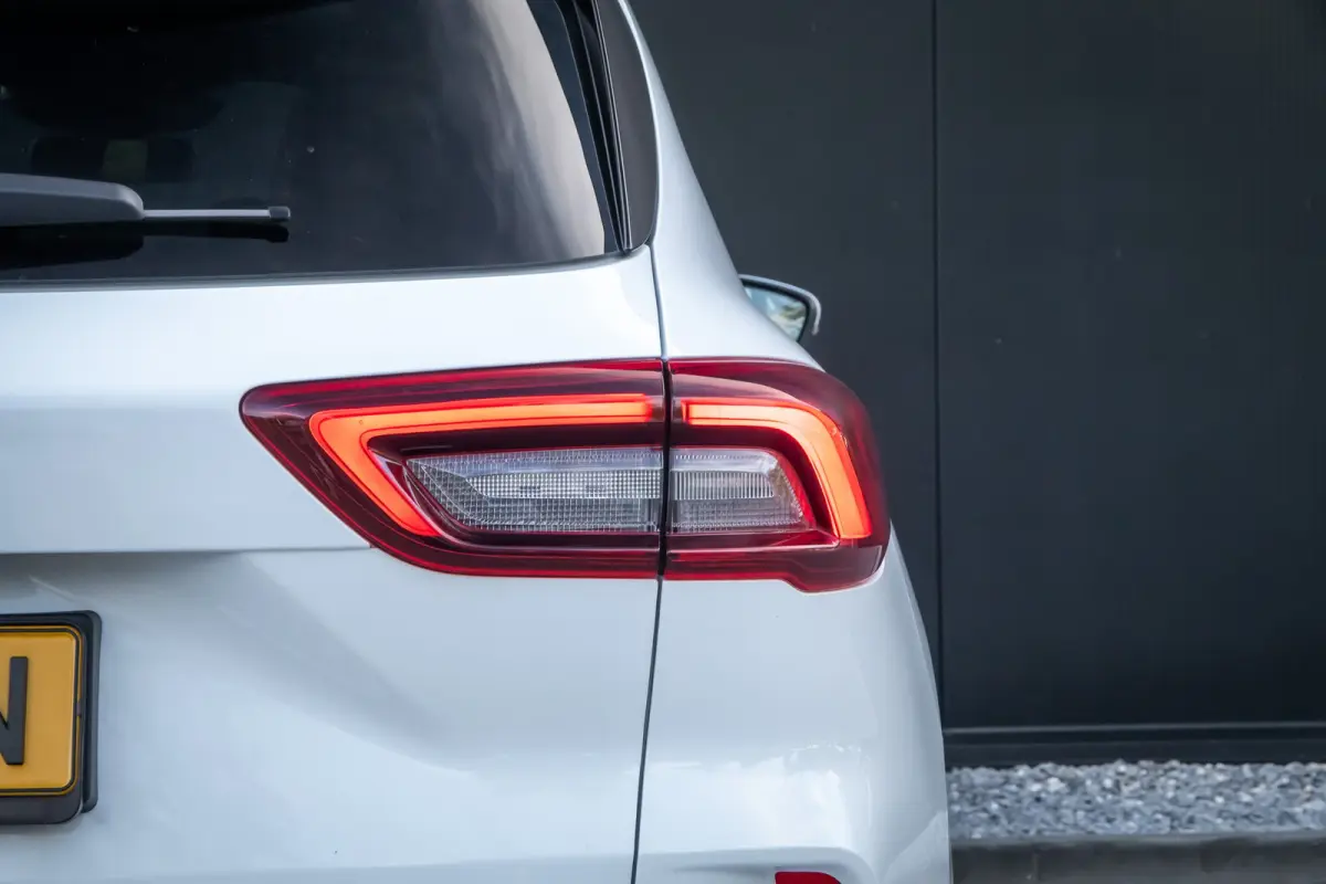 2.5 PHEV ST-Line X | Trekhaak | Panoramadak | Matrix LED | 20 inch