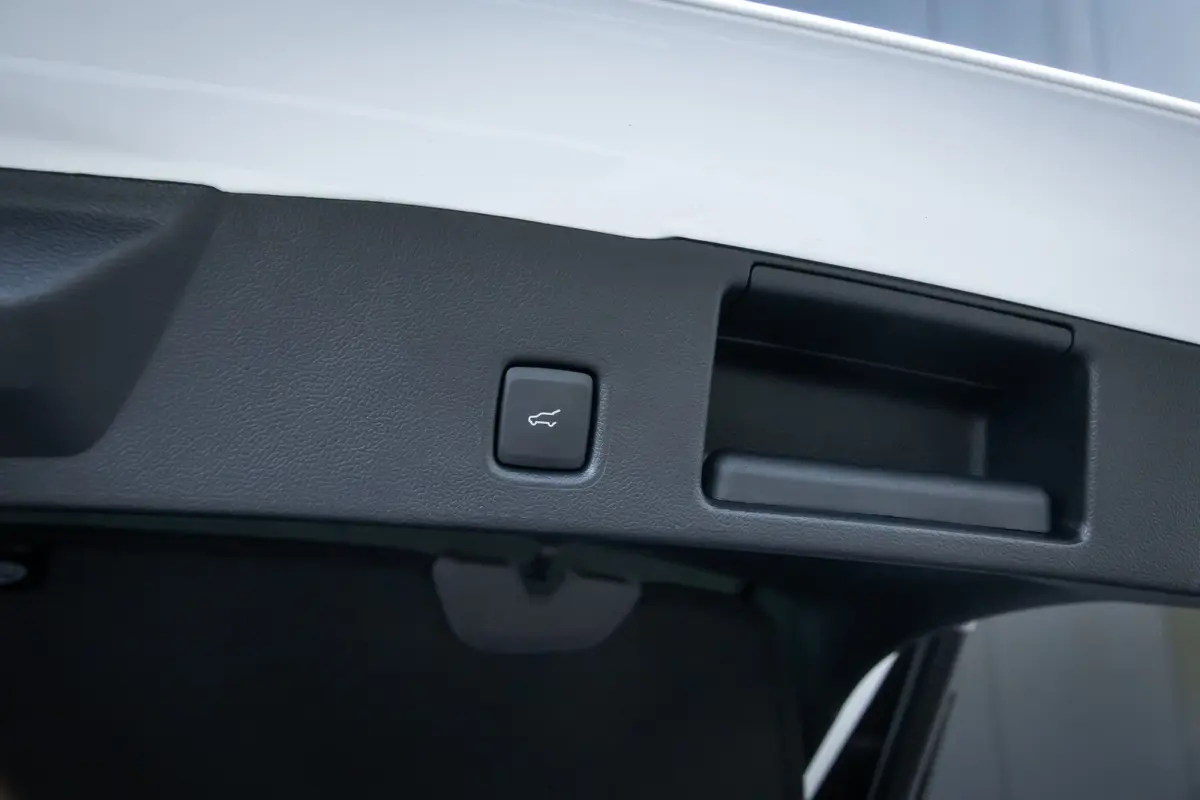 2.5 PHEV ST-Line X | Trekhaak | Panoramadak | Matrix LED | 20 inch