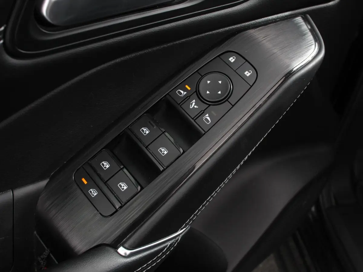 1.3 MHEV Xtronic N-Connecta Navigatie Climate Control Camera 360 Led Verwarmde voorstoelen Stuurwiel verwarmd Adaptieve Cruise Control Lichtmetalen Velgen