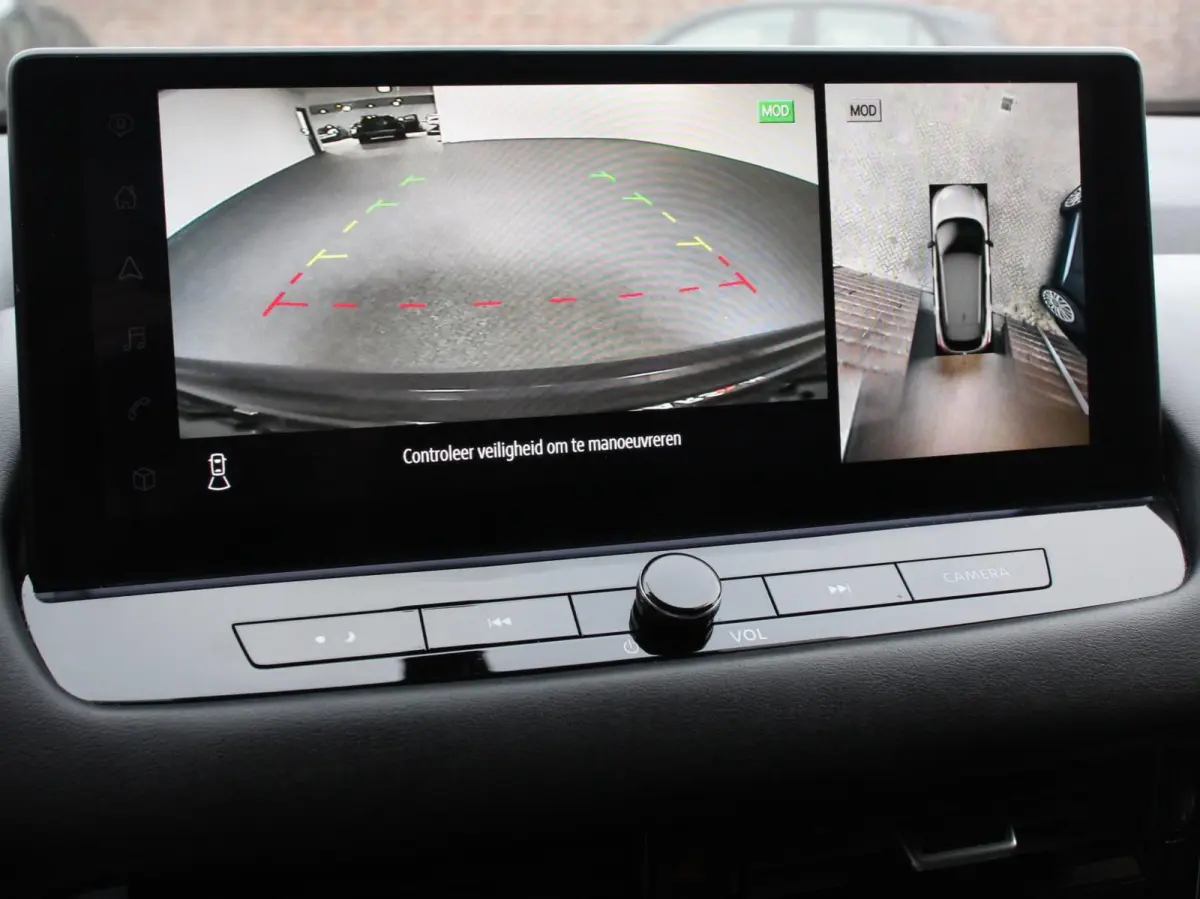 1.3 MHEV Xtronic N-Connecta Navigatie Climate Control Camera 360 Led Verwarmde voorstoelen Stuurwiel verwarmd Adaptieve Cruise Control Lichtmetalen Velgen