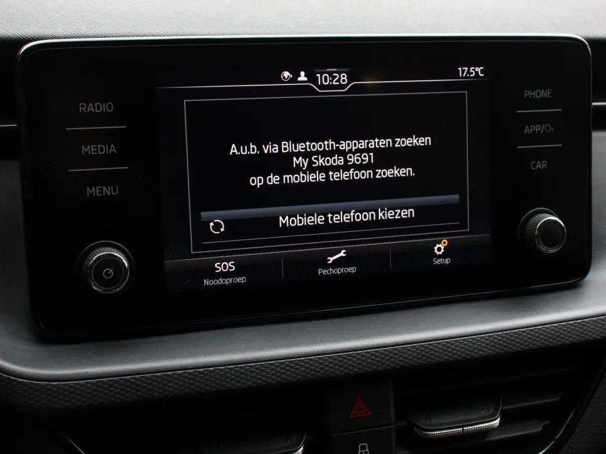 1.0 TSI 110pk DSG Dynamic Navigatie Apple Carplay/Android Auto Camera Adaptive Cruise Control Stoelverwarming Ledverlichting
