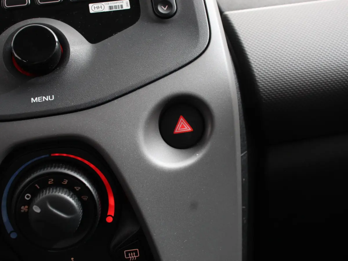 1.0 e-VTi Active Airco Bluetooth USB Led 5 deurs!