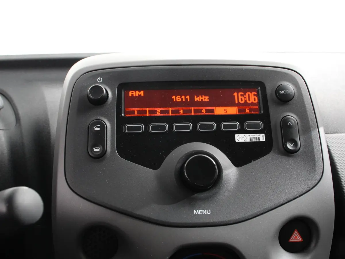 1.0 e-VTi Active Airco Bluetooth USB Led 5 deurs!