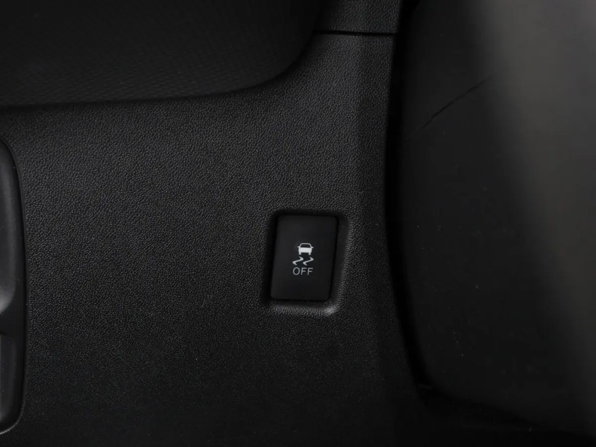 1.0 e-VTi Active Airco Bluetooth USB Led 5 deurs!