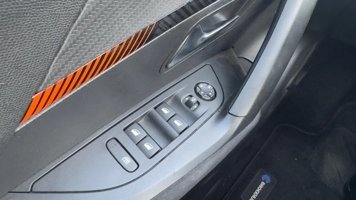 1.2 Active Pack | Trekhaak | Cruise | Apple Carplay / Android Auto | Camera achter |