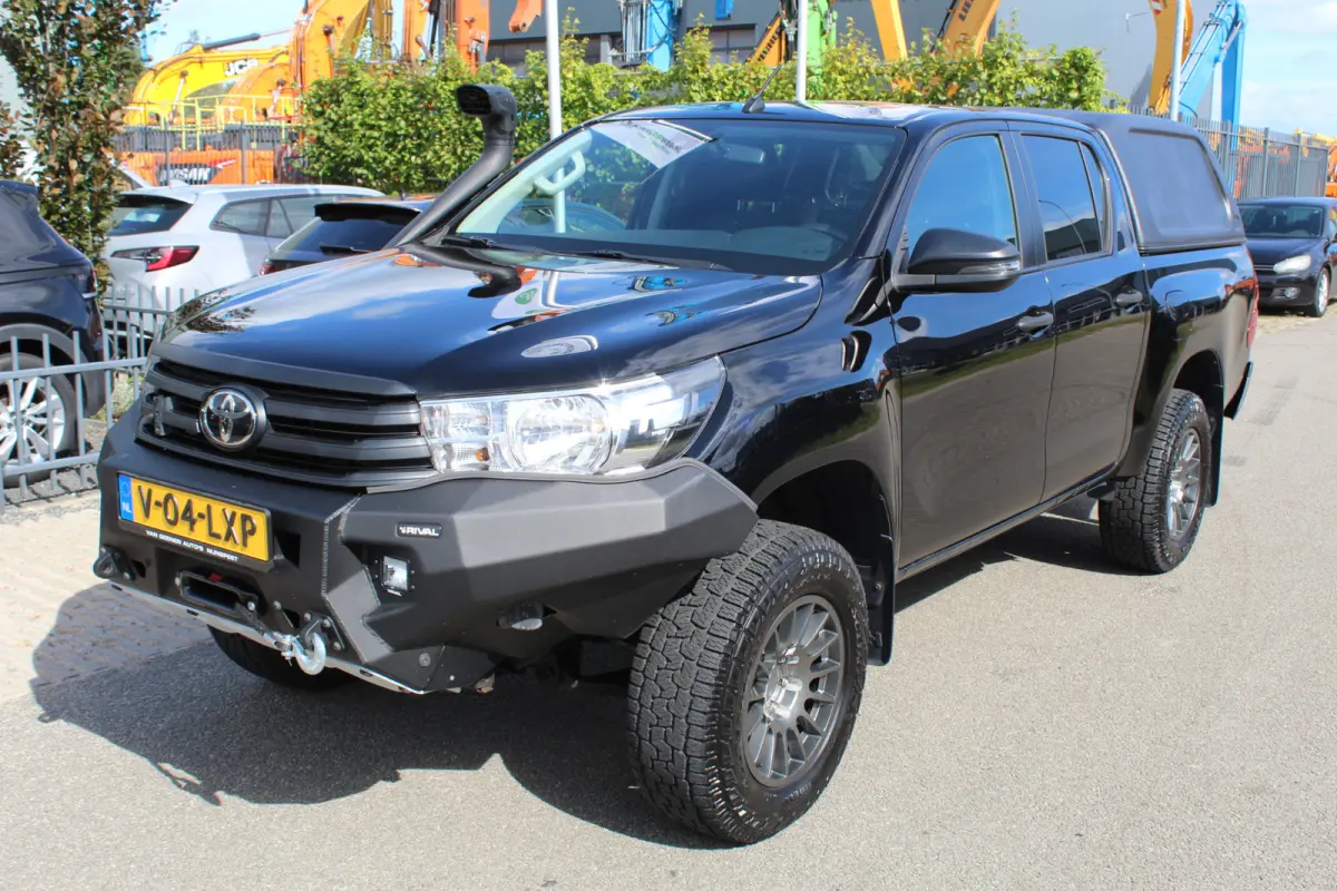 2.4 D-4D-F 150Pk 4x4 | Grijs kenteken | RIVAL + MEER EXTRA OPTIES