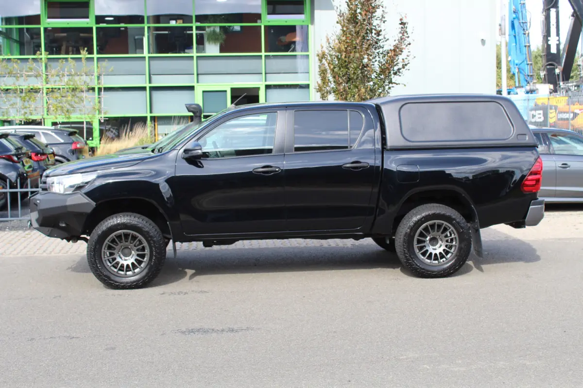 2.4 D-4D-F 150Pk 4x4 | Grijs kenteken | RIVAL + MEER EXTRA OPTIES