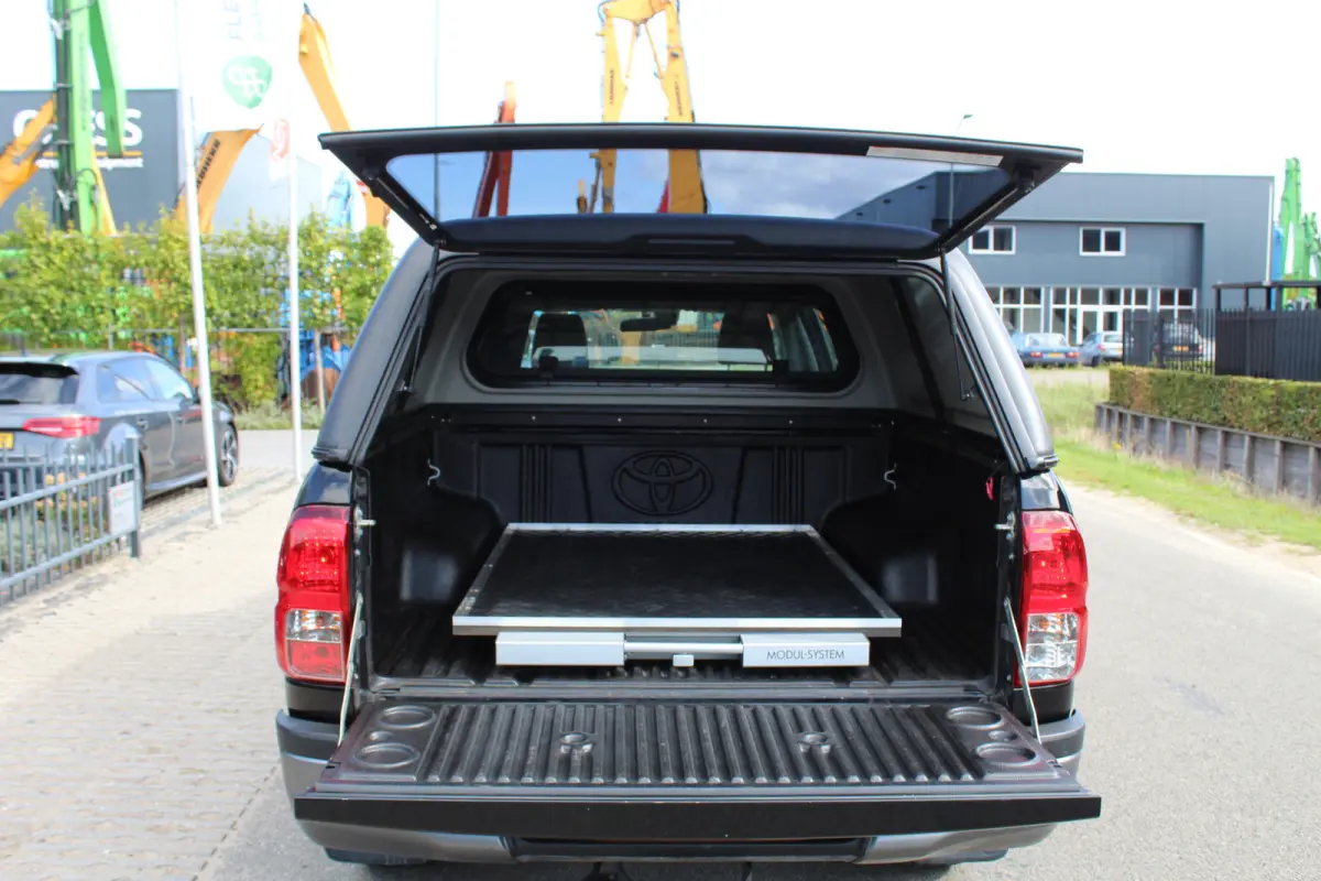 2.4 D-4D-F 150Pk 4x4 | Grijs kenteken | RIVAL + MEER EXTRA OPTIES