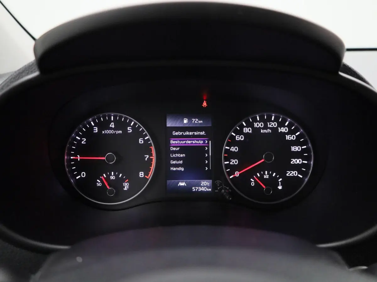 1.0 T-GDi X-Line 5p | Apple Carplay / Android | Stoelverwarming | Stuurverwarming |