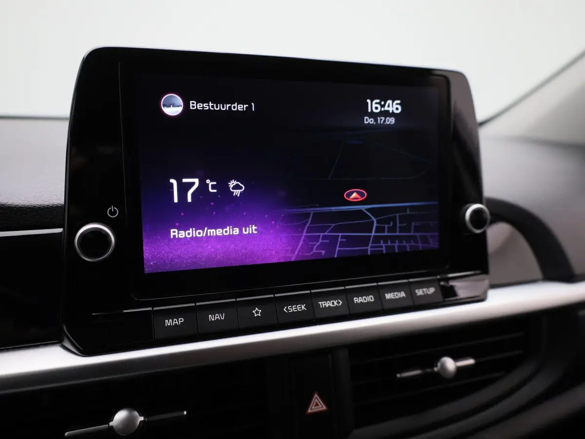 1.0 T-GDi X-Line 5p | Apple Carplay / Android | Stoelverwarming | Stuurverwarming |