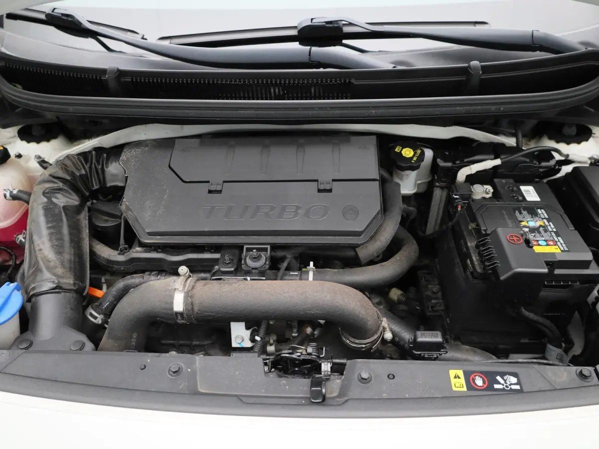 1.0 T-GDi X-Line 5p | Apple Carplay / Android | Stoelverwarming | Stuurverwarming |