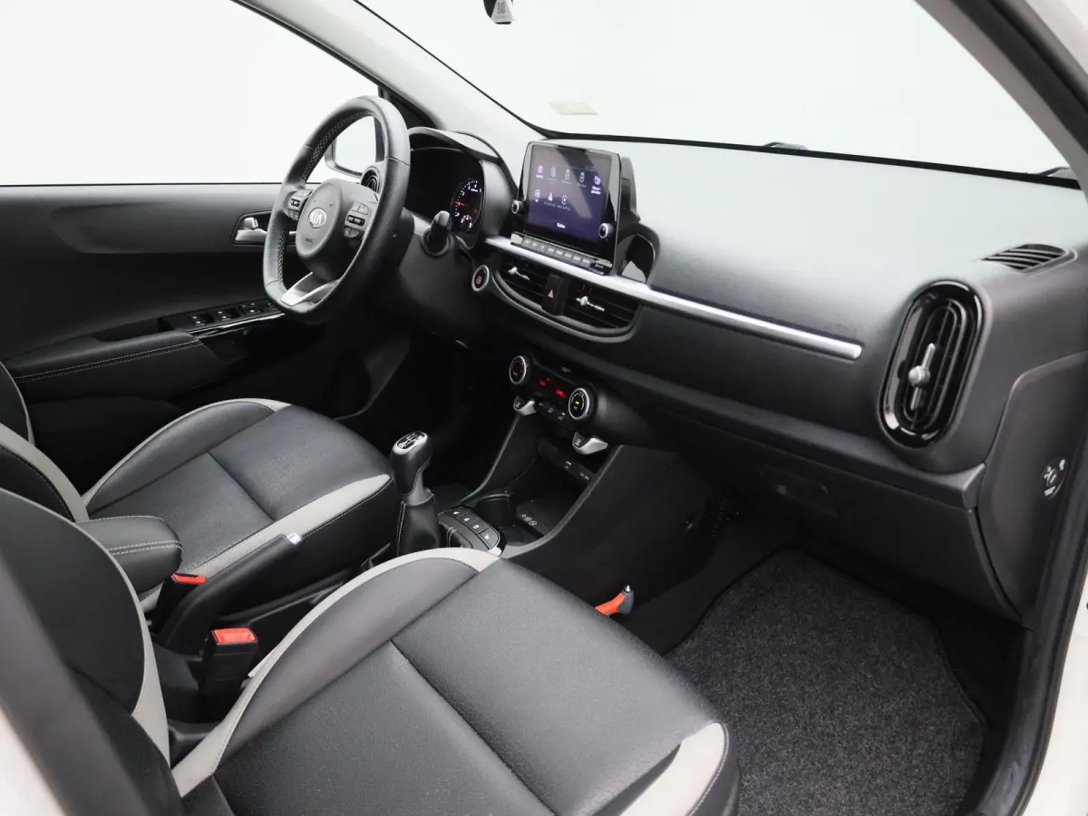 1.0 T-GDi X-Line 5p | Apple Carplay / Android | Stoelverwarming | Stuurverwarming |