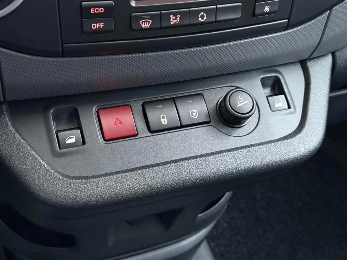 Electric L1 Premium | Airco | Parkeersensoren | Cruise control