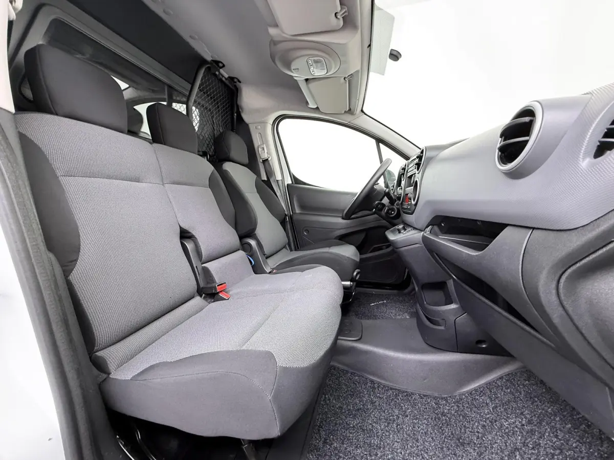 Electric L1 Premium | Airco | Parkeersensoren | Cruise control