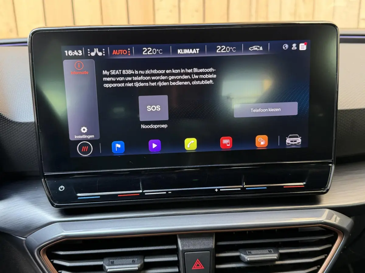 1.4 e-Hybrid VZ Adrenaline SoH 92,27% Apple CarPlay/Android Auto | Adaptieve cruise control | Climate control | LED verlichting | Lichtmetalen velgen | Stoel- en stuurverwarming | Parkeersen
