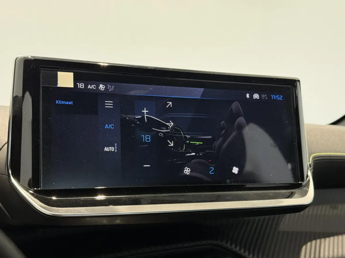 1.2 Hybrid 145 e-DCS6 GT | APPLE CARPLAY & ANDROID AUTO | CAMERA VOOR EN ACHTER | MASSAGE STOEL | STOELVERWARMING | DEMO AUTO |