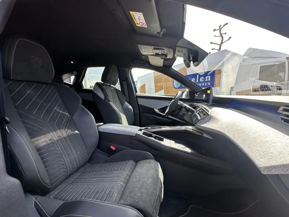GT 73 kWh / Camera Voor & Achter / 360° Camera / Keyless Entry / Warmtepomp / Adaptieve Cruise Control
